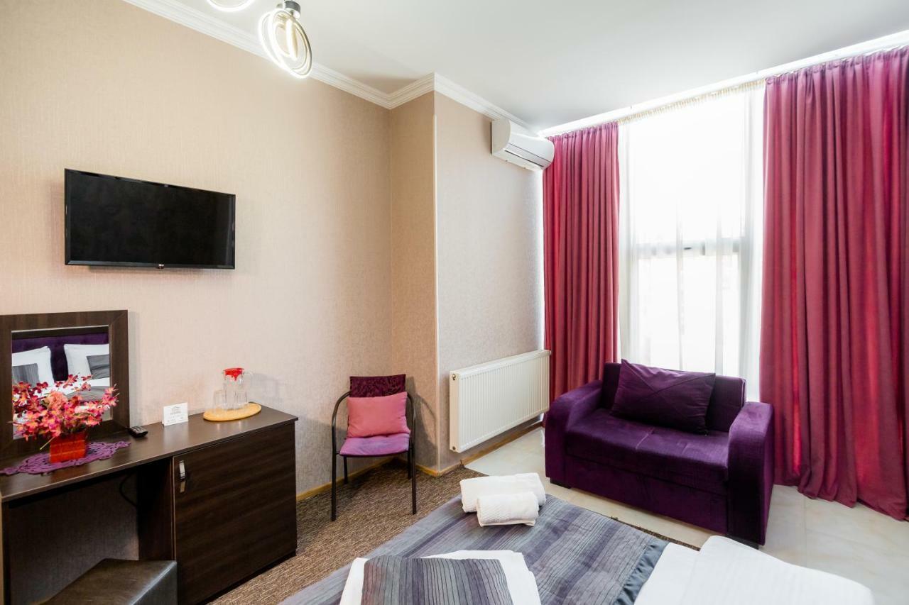 Hotel Makona Tiflis Exterior foto