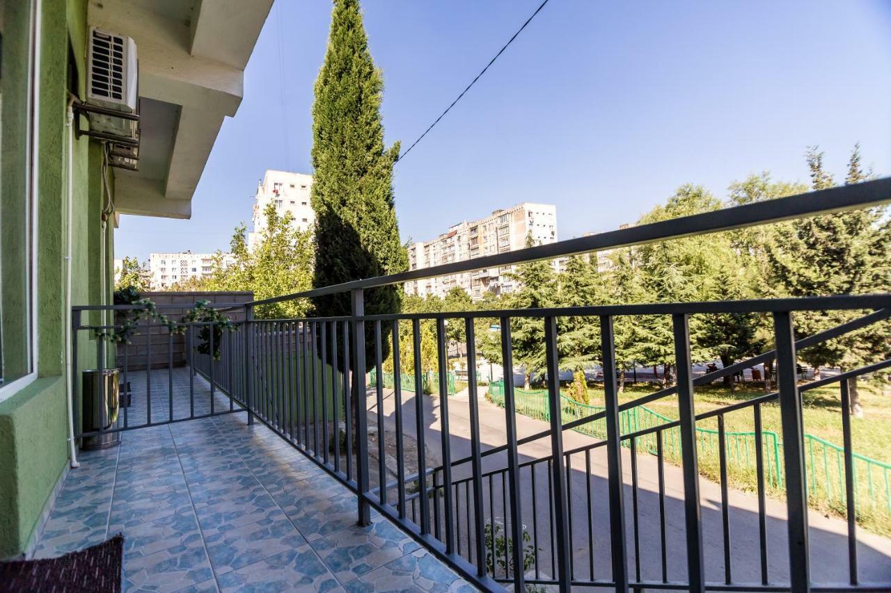 Hotel Makona Tiflis Exterior foto